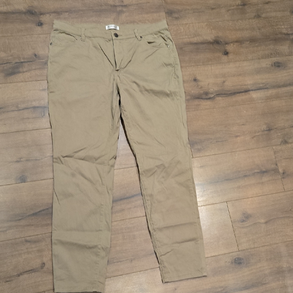Men's Tan Pants